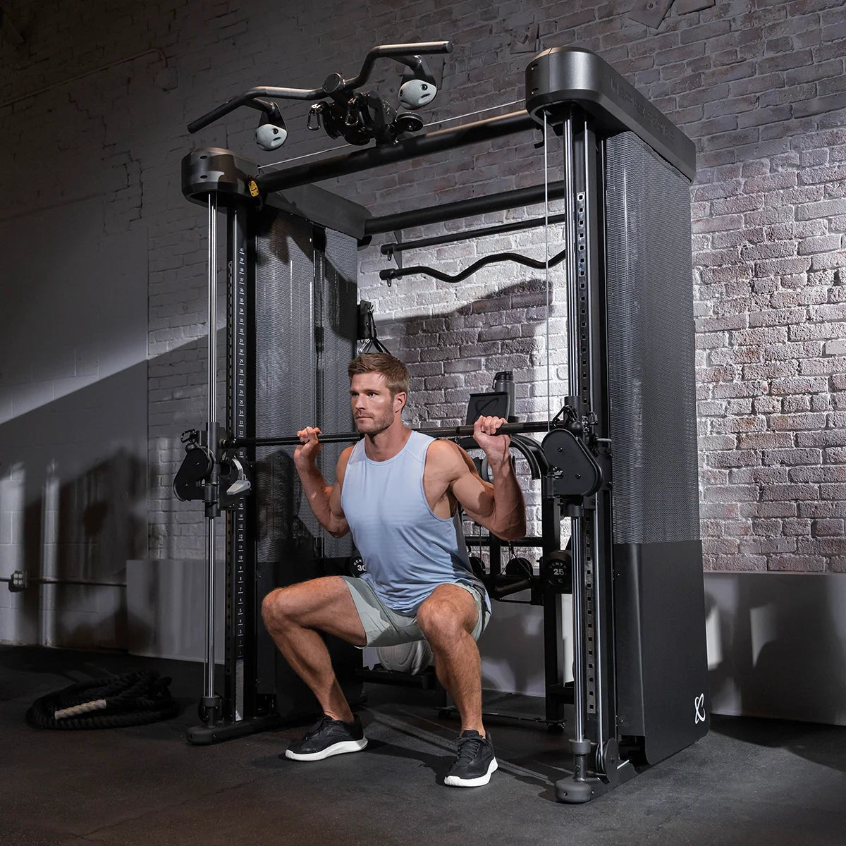 FT2-PRO_LIFESTYLE-1_1200x1200_1.jpg