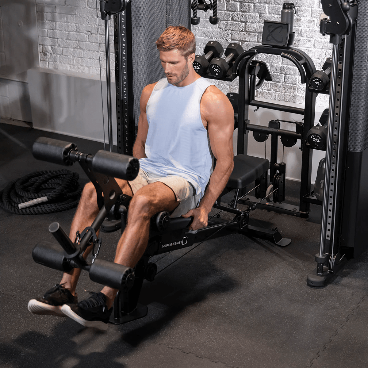 FT2-PRO_LIFESTYLE-3_1200x1200_1.png